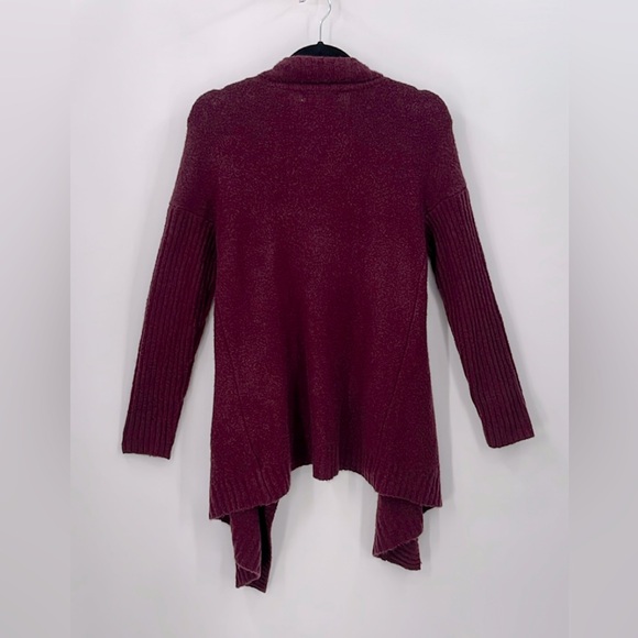 Pink Rose Cardigan - Picture 3 of 3